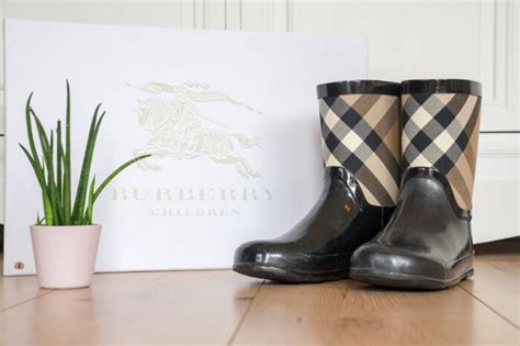 gummistiefel von burberry|Gummistiefel von Burberry für Damen .